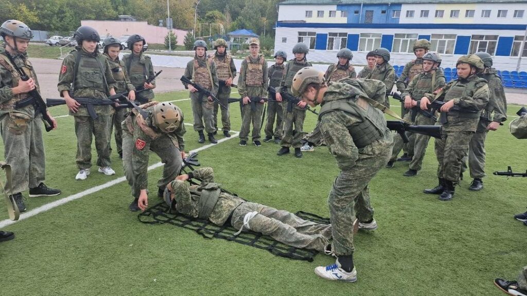 Курс молодого бойца в&nbsp;рамках основ безопасности и&nbsp;защиты Родины (ОБЗР)