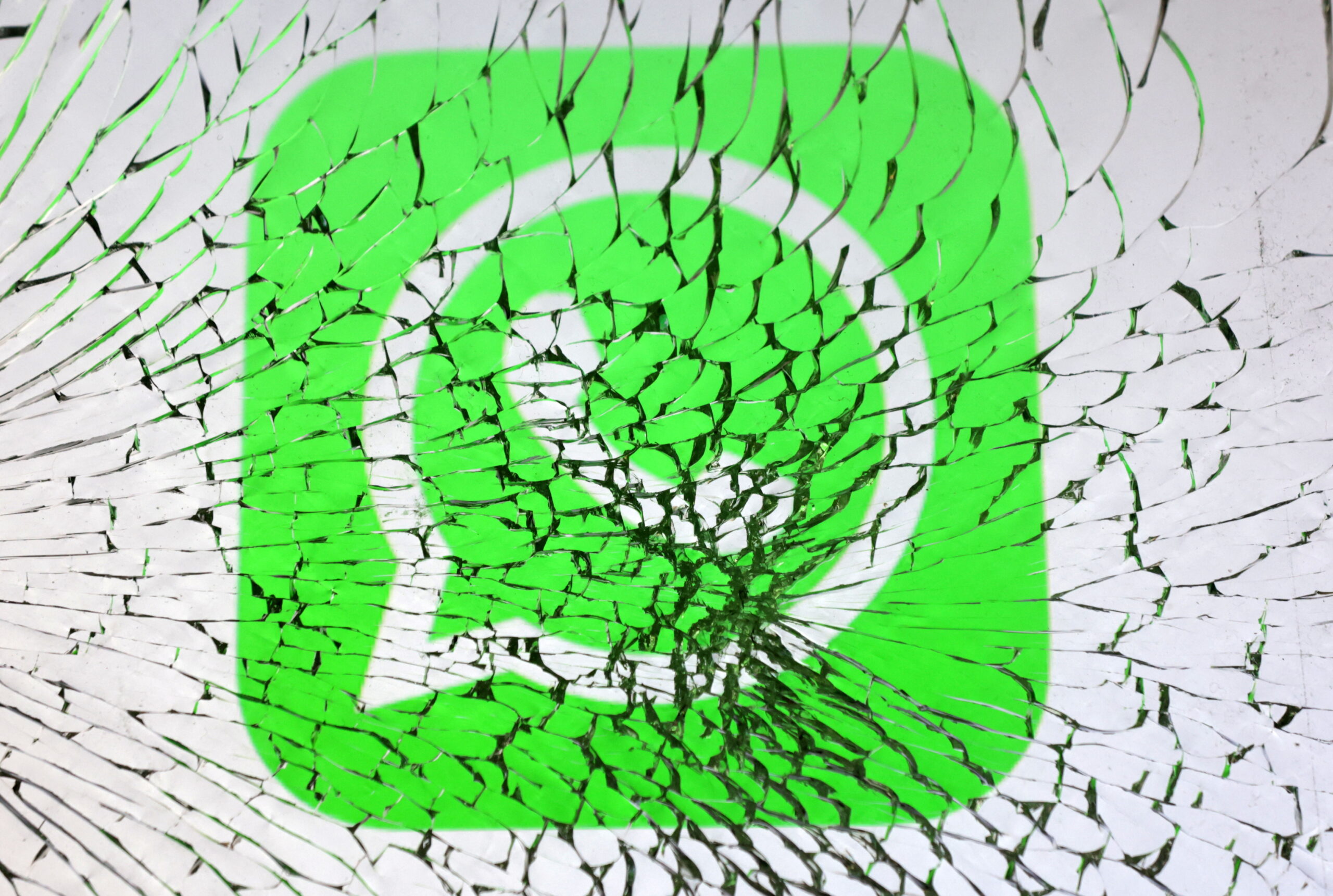 ремлеботы начали убеждать россиян в необходимости блокировки WhatsApp из-за «пропаганды» и «обманов в соцсетях»