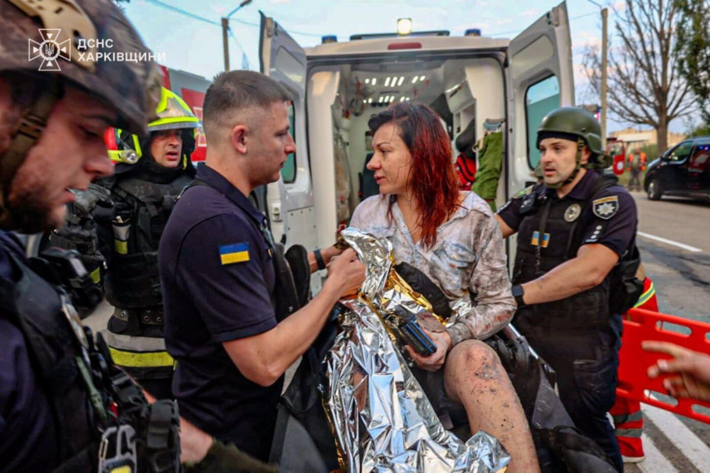 A&nbsp;victim of&nbsp;a&nbsp;Russian drone strike in&nbsp;Kharkiv receives medical assistance